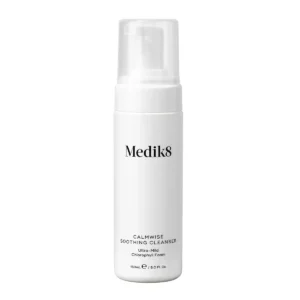 Очищающая пенка для куперозной кожи MEDIK8 CALMWISE SOOTHING CLEANSER