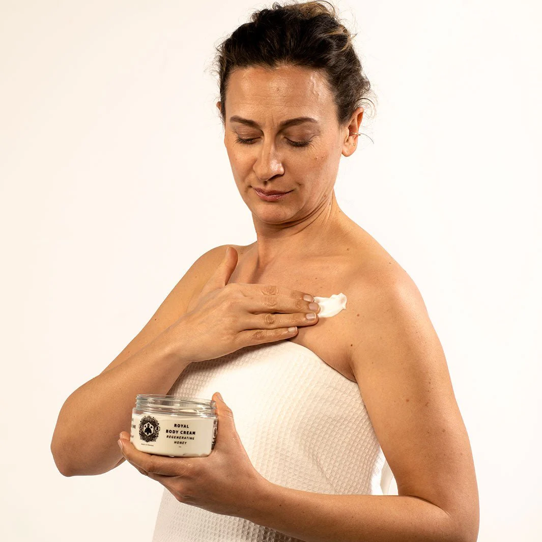 Ультрапитательный крем для тела Мёд PANIER DES SENS ULTRA NOURISHING BODY CREAM REGENERATING HONEY Ультрапитательный крем для тела Мёд PANIER DES SENS ULTRA NOURISHING BODY CREAM REGENERATING HONEY
