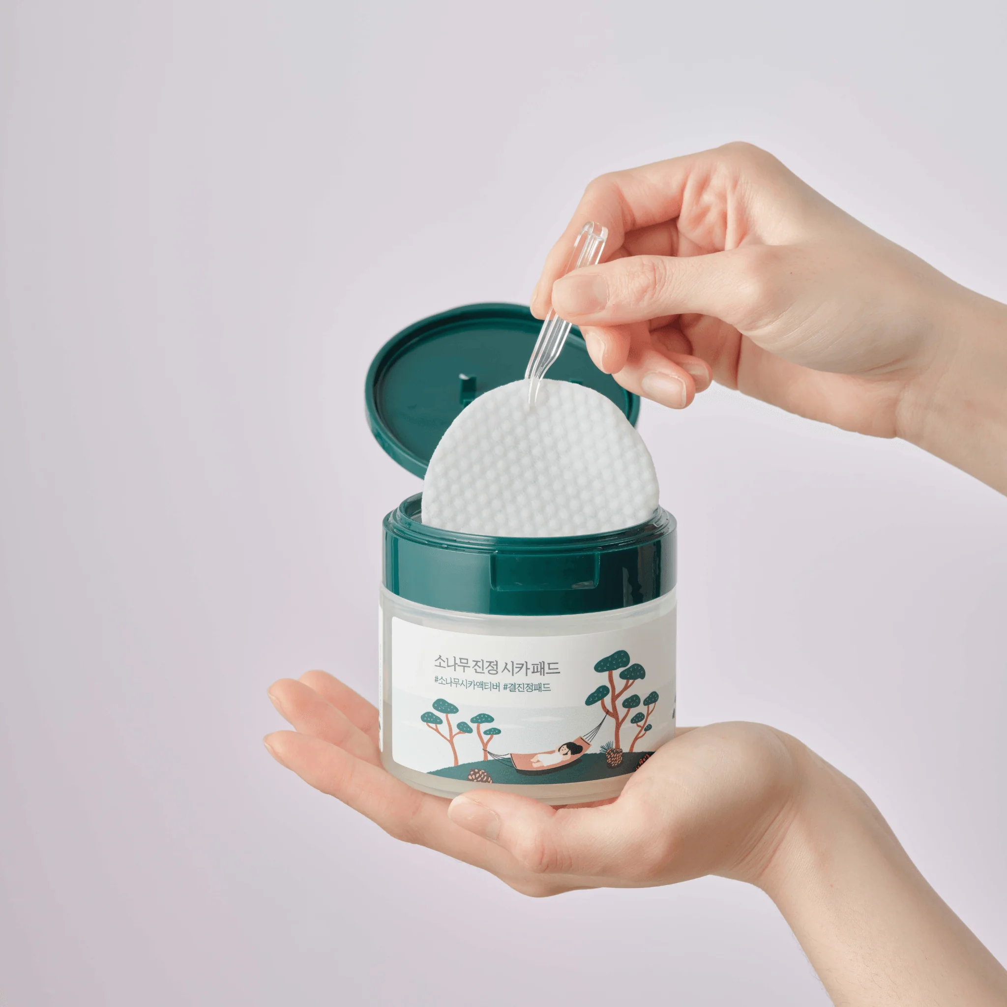 Заспокійливі пілінг-педи з екстрактом голок сосни ROUND LAB PINE CALMING CICA PAD Заспокійливі пілінг-педи з екстрактом голок сосни ROUND LAB PINE CALMING CICA PAD