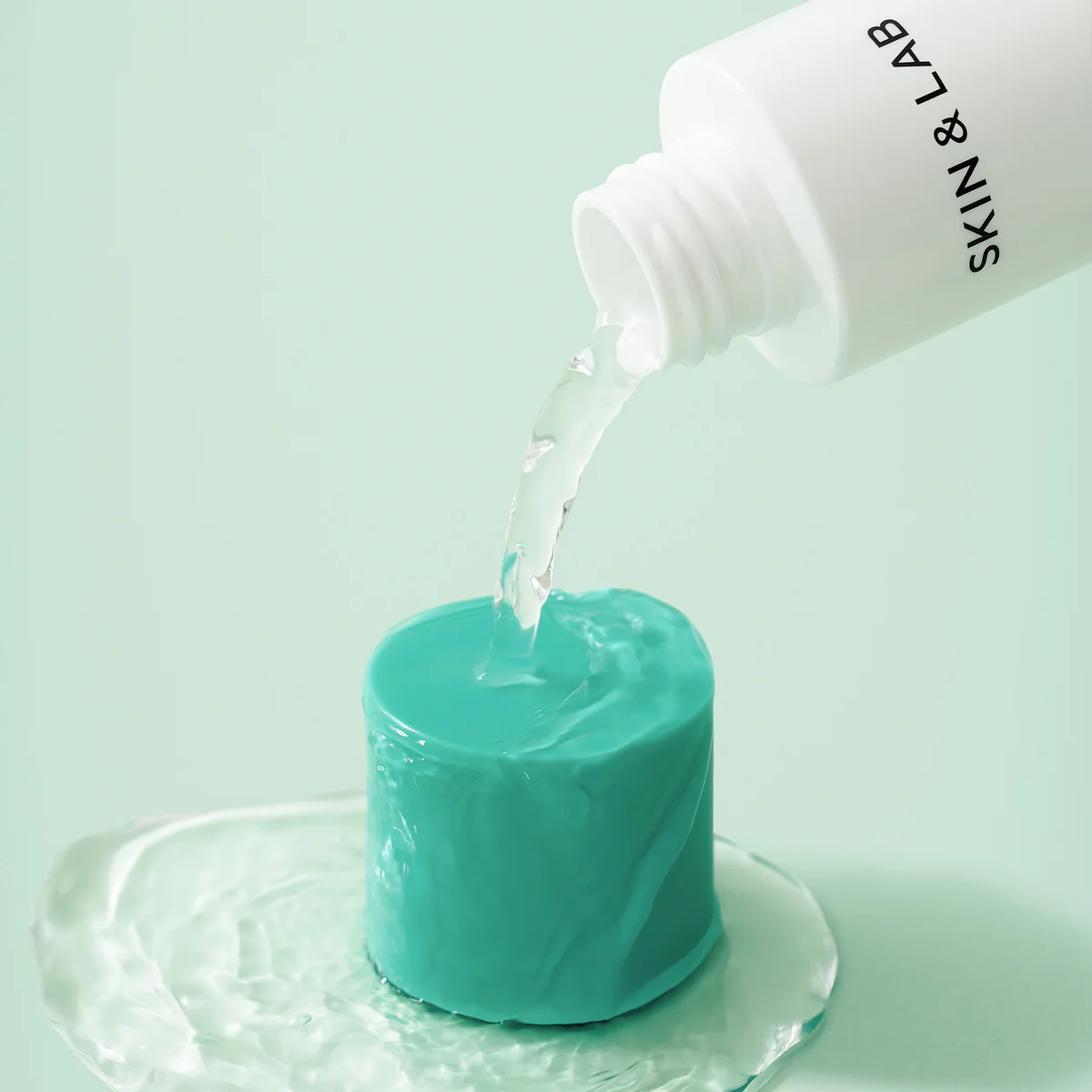 Заспокійливий тонер з азіатською центелою SKIN&LAB TRICICABARRIER SOOTHING TONER Заспокійливий тонер з азіатською центелою SKIN&LAB TRICICABARRIER SOOTHING TONER