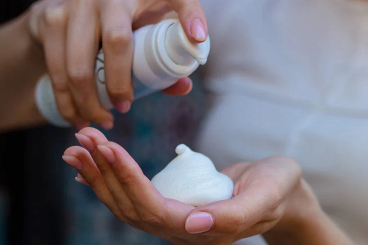 TIZO SHEERFOAM BODY & FACE NON-TINTED SPF 30